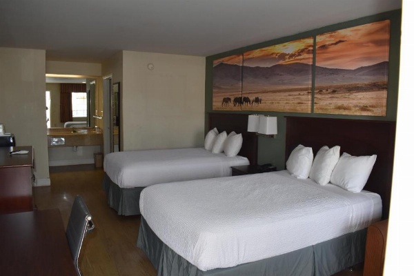 Days Inn by Wyndham Nacogdoches/SFA University/Downtown image 9