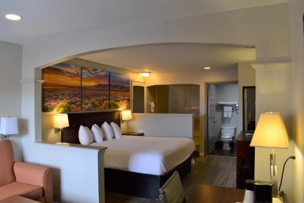 Days Inn by Wyndham Nacogdoches/SFA University/Downtown image 13