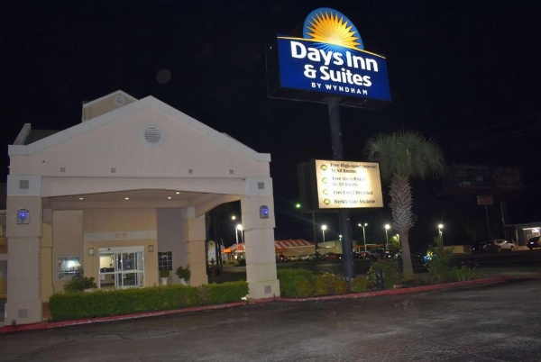 Days Inn by Wyndham Nacogdoches/SFA University/Downtown image 19